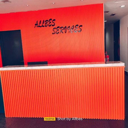 Allbes Parklands Hotel Кланг Экстерьер фото