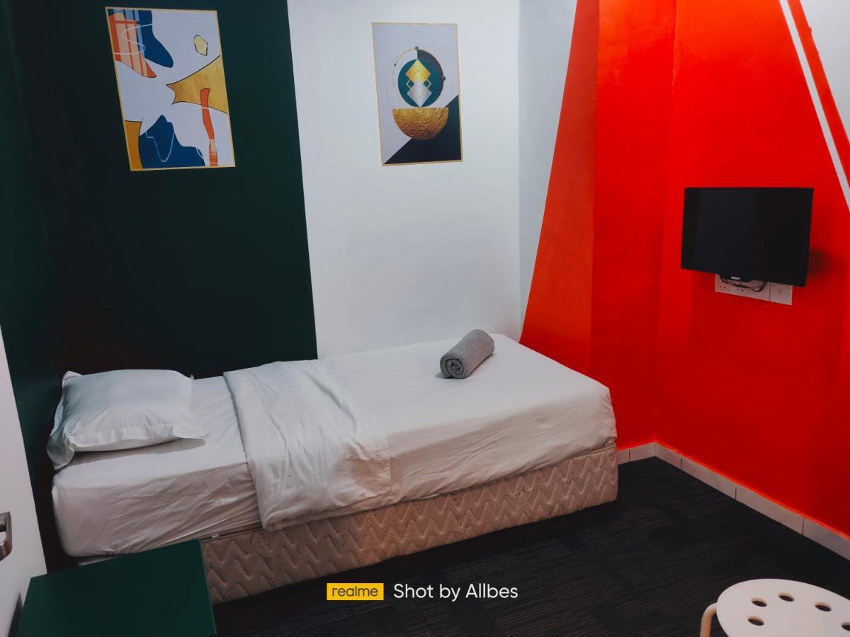 Allbes Parklands Hotel Кланг Экстерьер фото