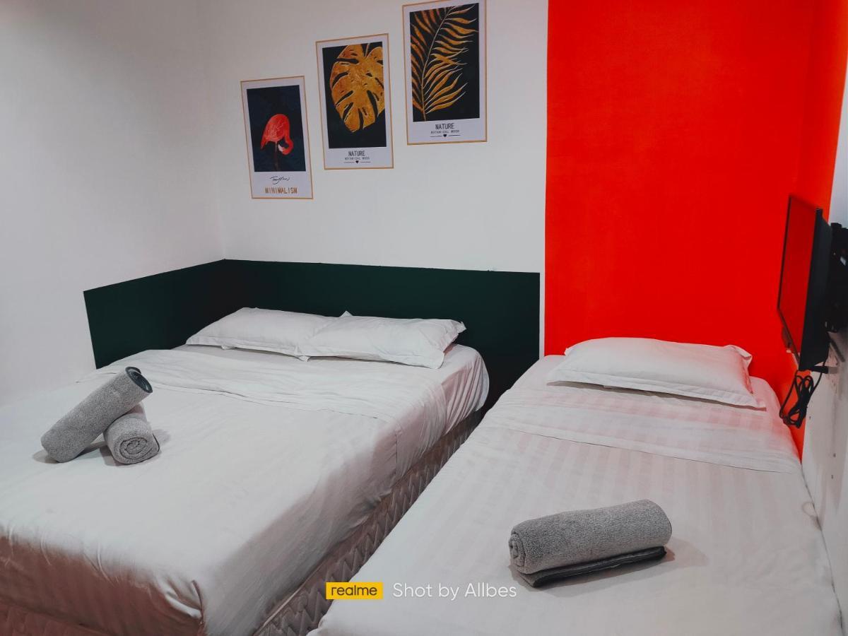 Allbes Parklands Hotel Кланг Экстерьер фото