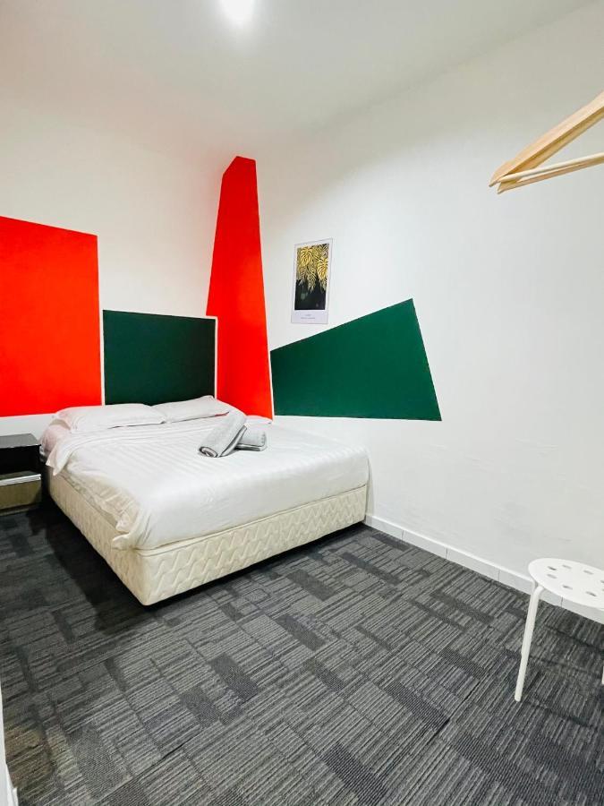 Allbes Parklands Hotel Кланг Экстерьер фото